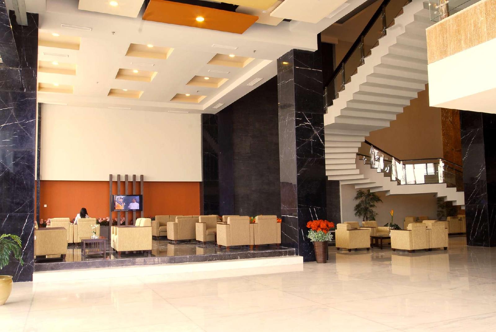 Hotel Grand Antares