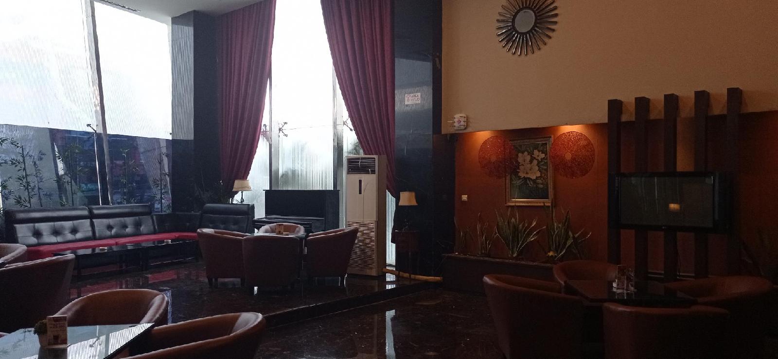Hotel Grand Antares