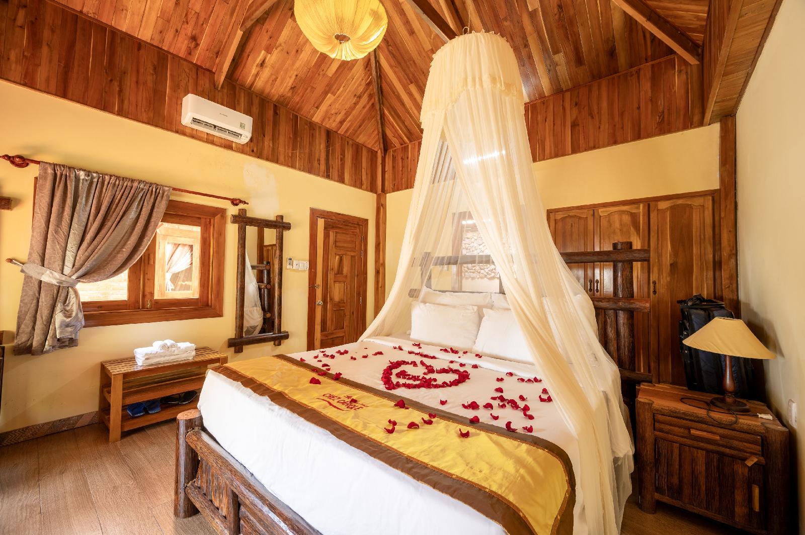 Chez Carole Resort