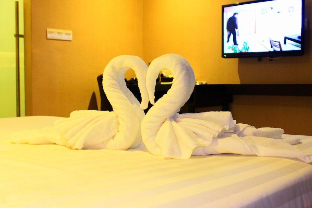 Hazzana Boutique Hotel