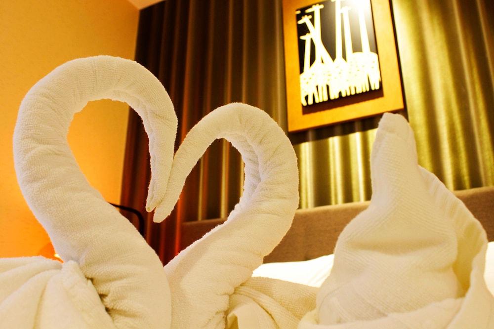 Hazzana Boutique Hotel