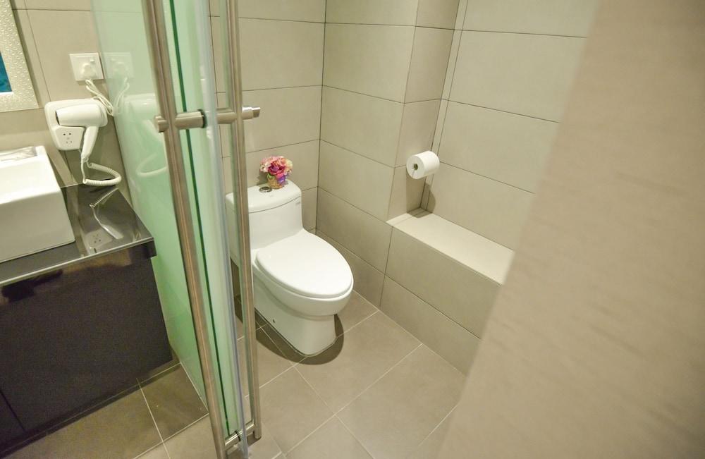 Hazzana Boutique Hotel