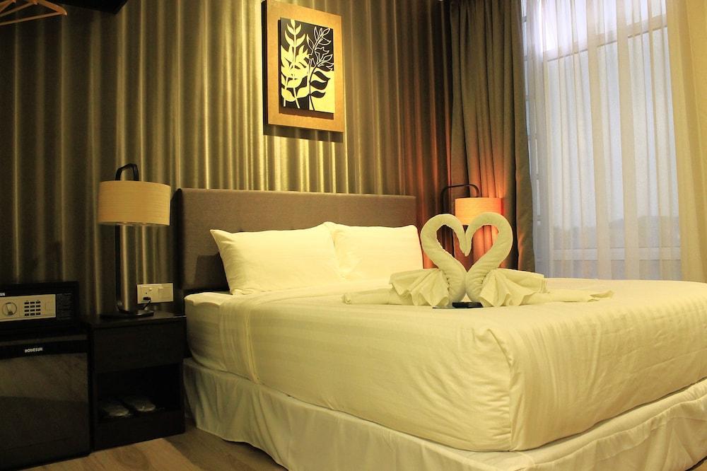 Hazzana Boutique Hotel