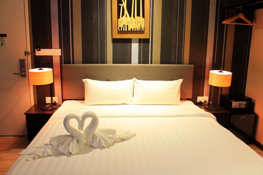 Hazzana Boutique Hotel