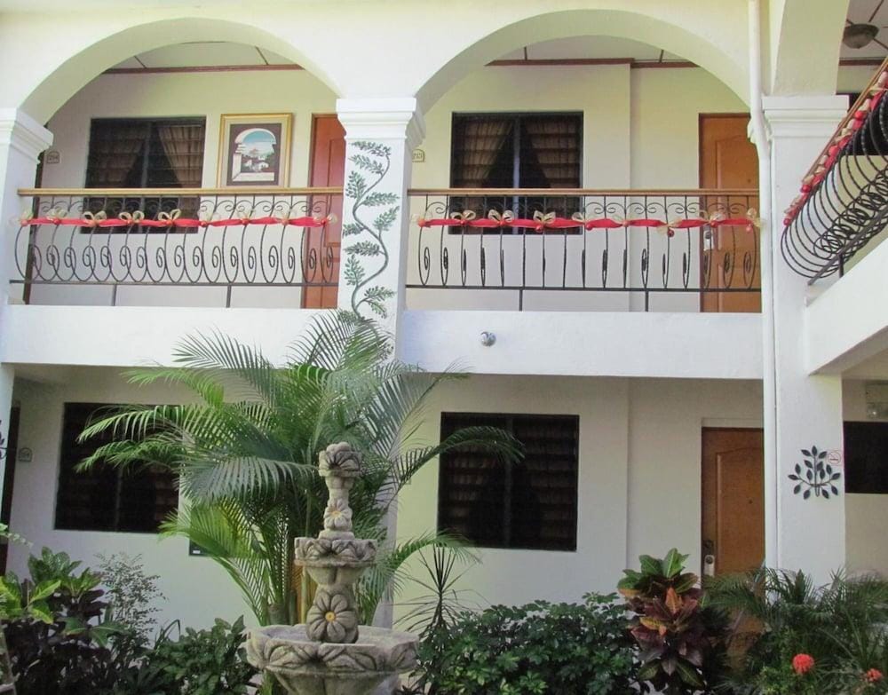 Villa Serena Escalon