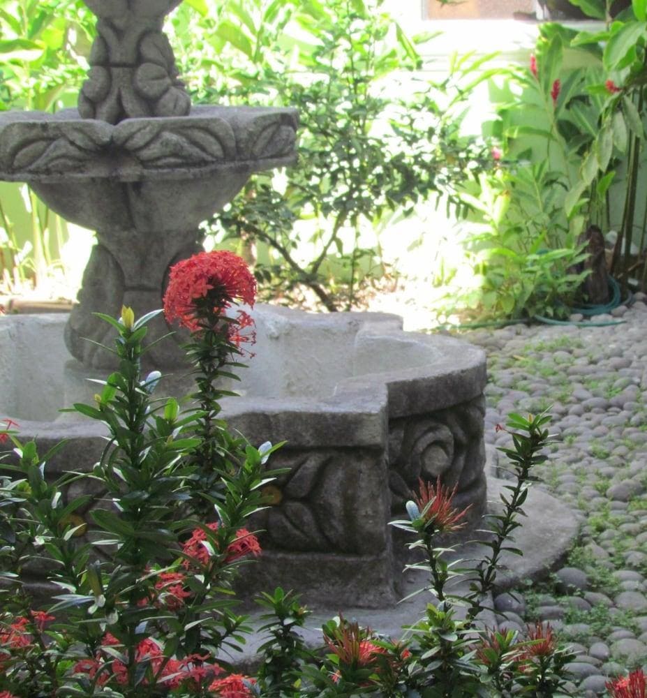 Villa Serena Escalon