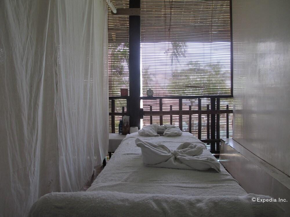 Coco Beach Island Resort