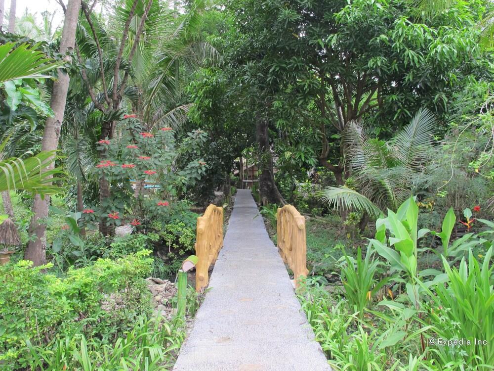 Coco Beach Island Resort