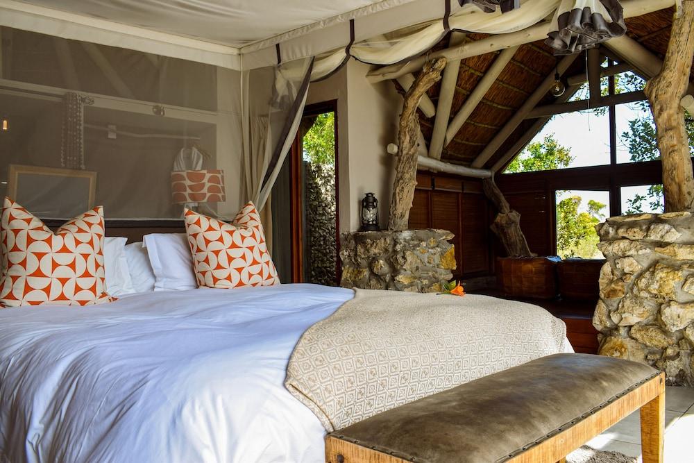 Mosaic Lagoon Lodge