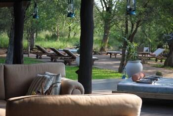 Chapungu Luxury Tented Camp