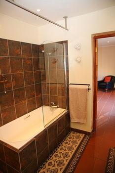 Avoca Lodge