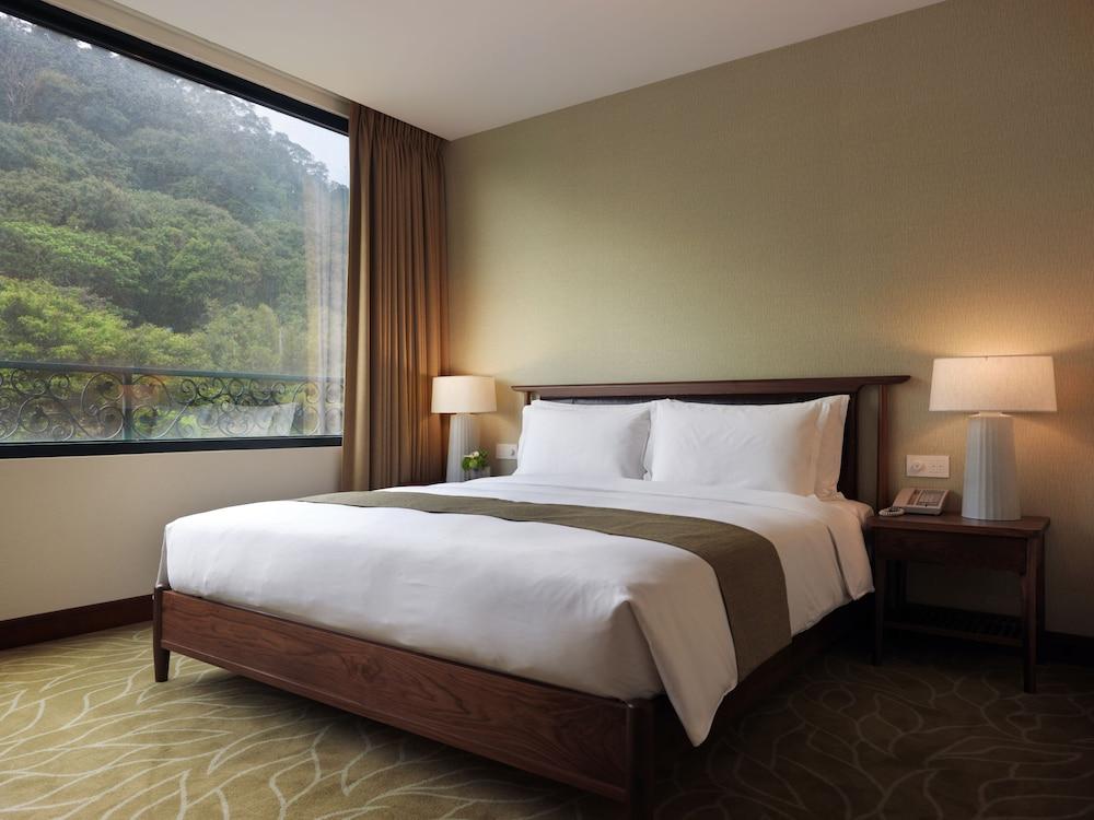 Yusense Hotel
