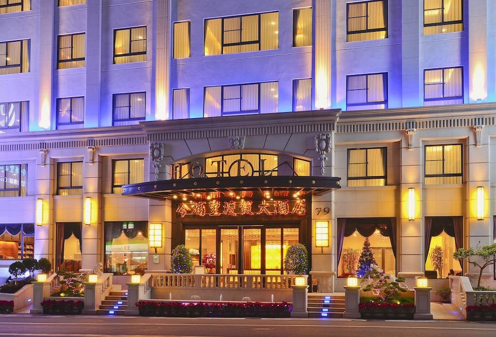 Hotel Modern Puli