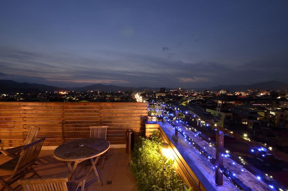 Hotel Modern Puli