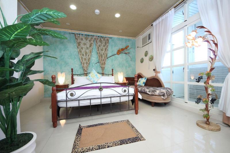 Avica B&B