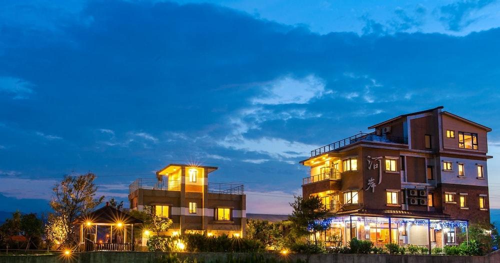 Riverbank B&B
