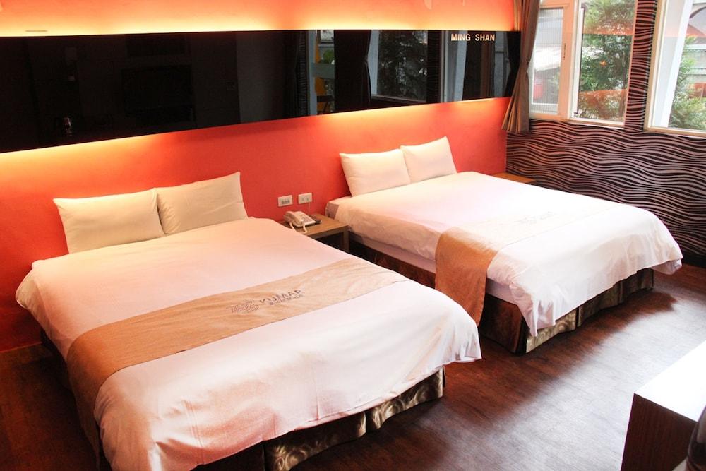 Ming Shan Hotel - Monster Village