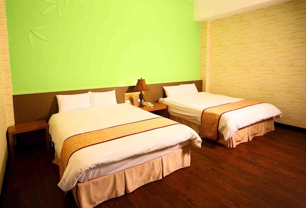 Ming Shan Hotel - Monster Village