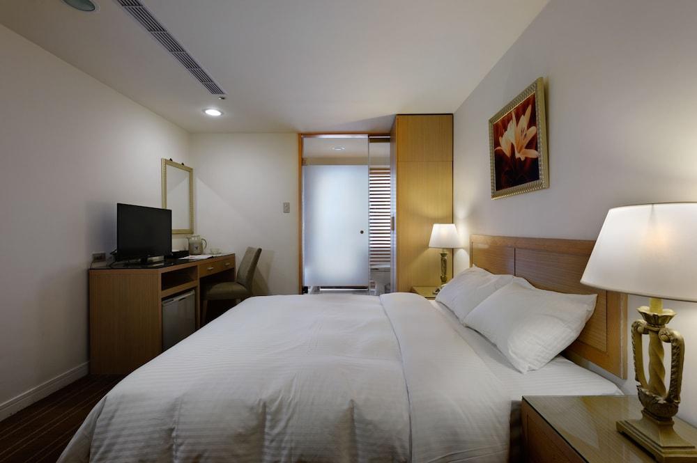 Nei Jiang Hotel