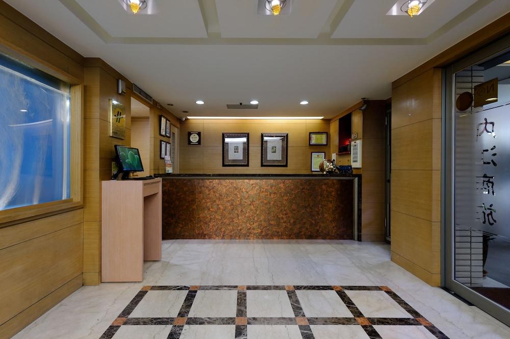 Nei Jiang Hotel