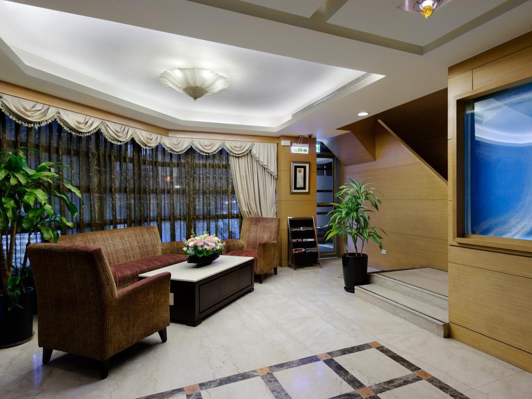 Nei Jiang Hotel