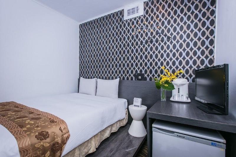 Queens Hotel