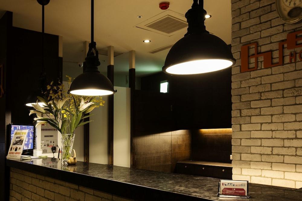 Hotel New Queen 2