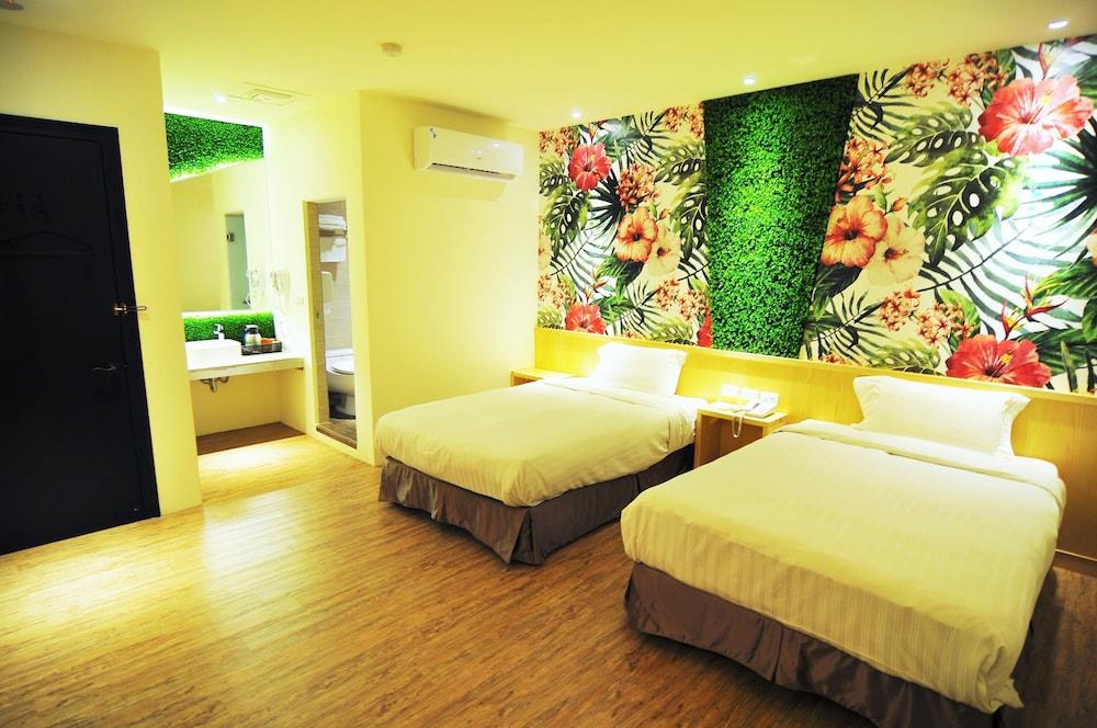 Martin Wales Hotel Kenting