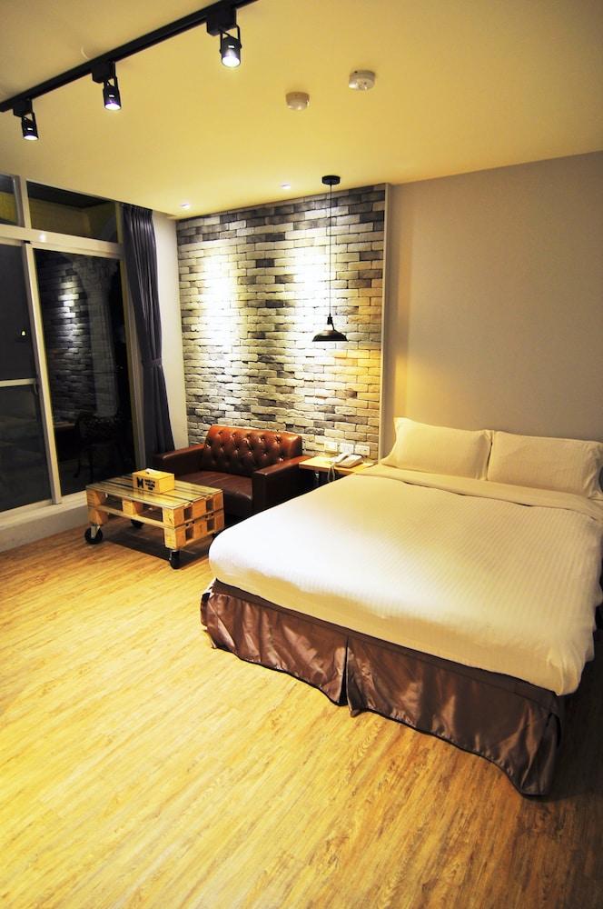 Martin Wales Hotel Kenting