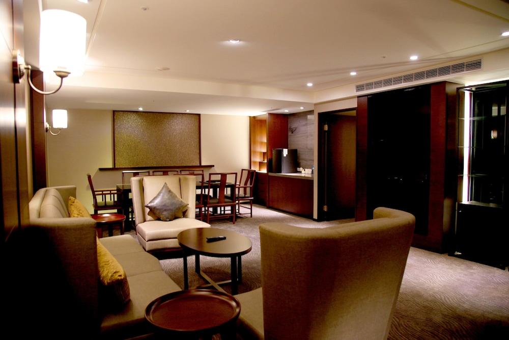 Tao Garden Hotel