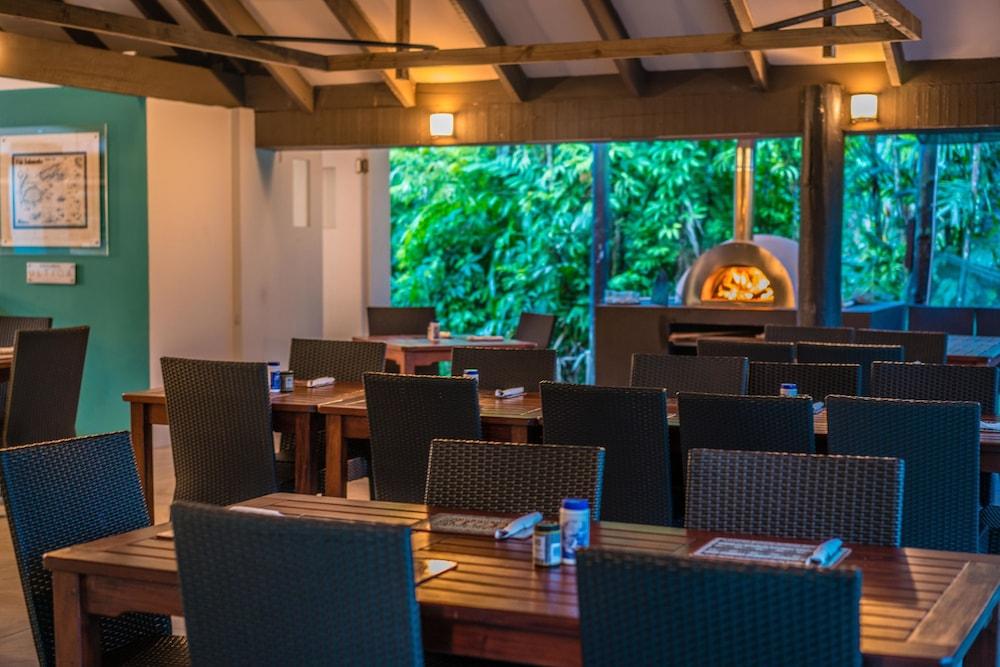 Ultiqa Fiji Palms Beach Resort