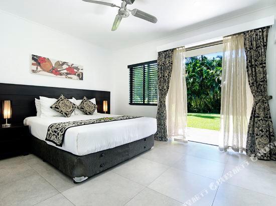 Ultiqa Fiji Palms Beach Resort