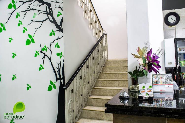 Hotel Paradise La 33