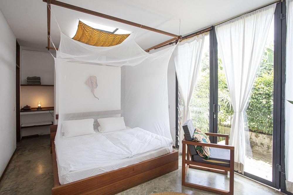 Kaliwa Lodge