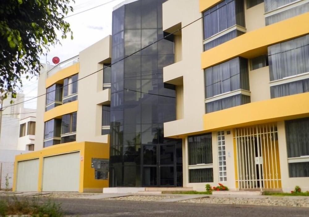 Trujillo El Golf Apartments