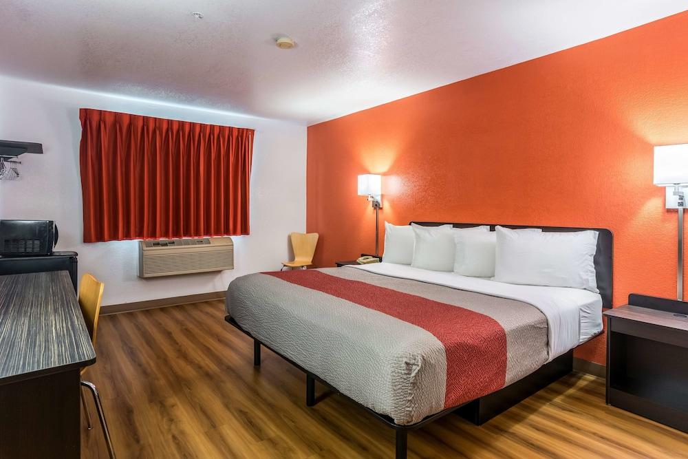 Motel 6 Barkeyville