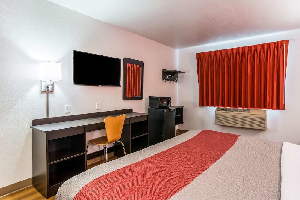 Motel 6 Barkeyville
