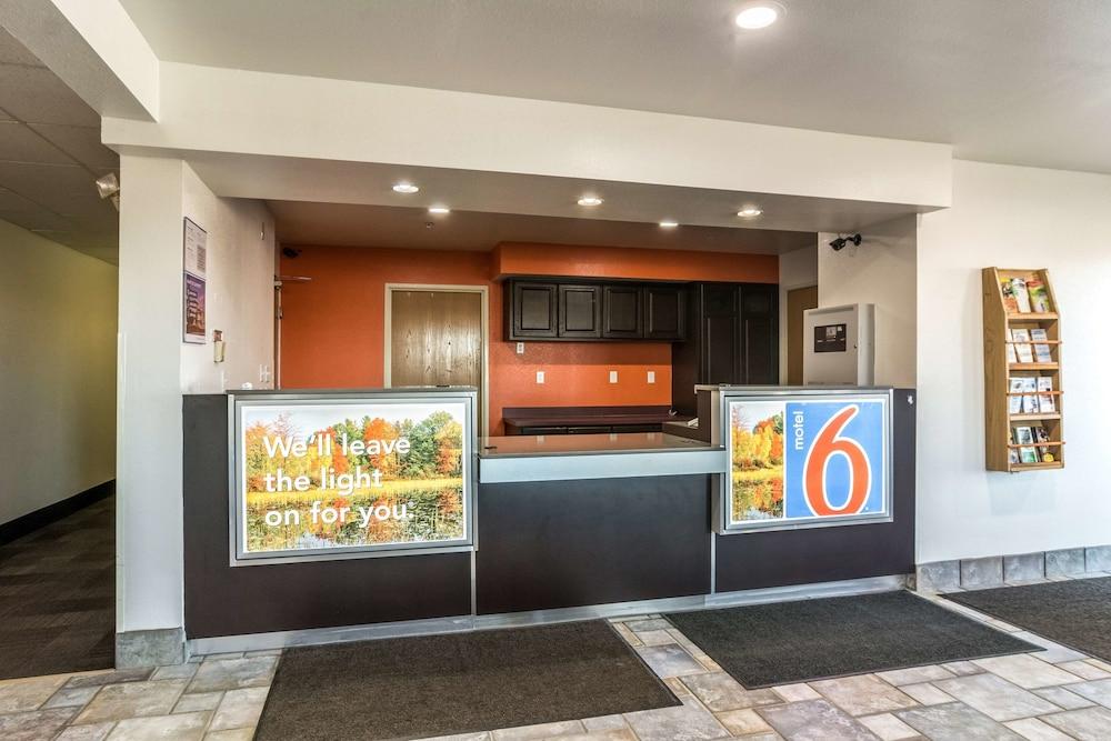 Motel 6 Barkeyville