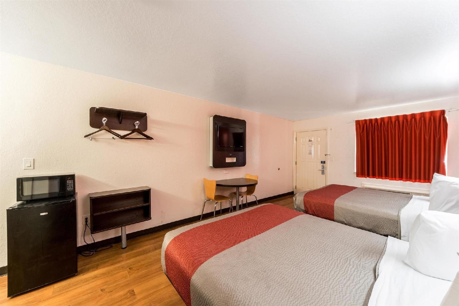 Motel 6 Seguin Tx