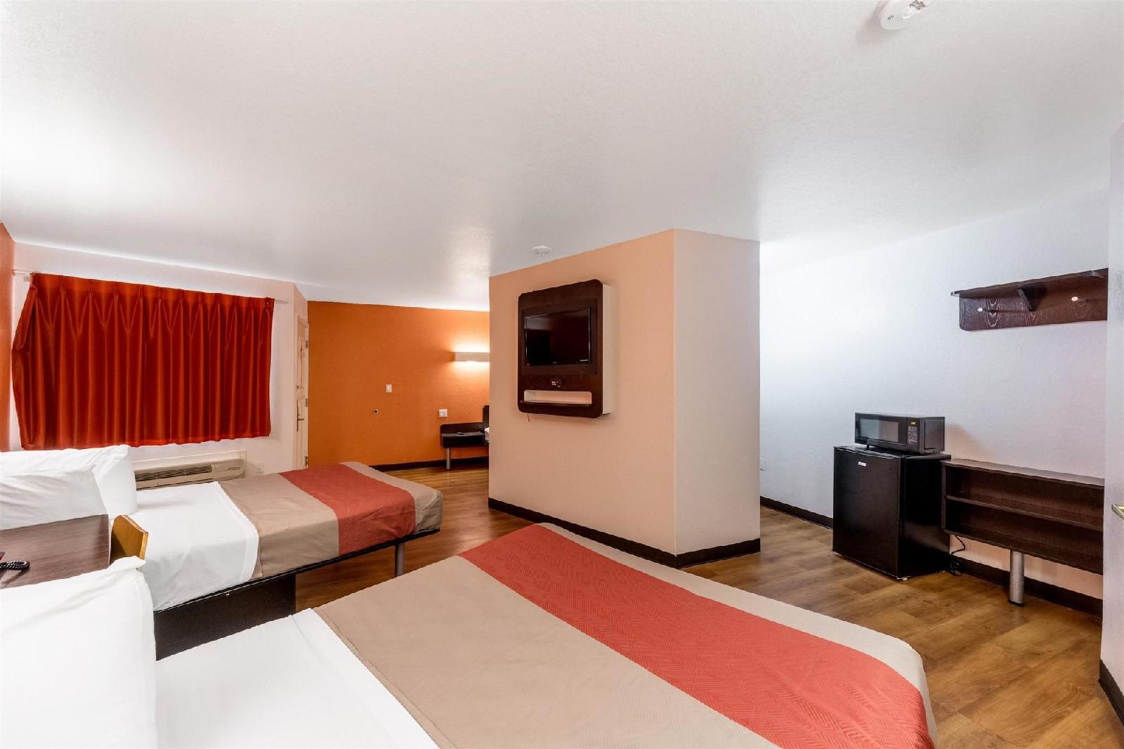 Motel 6 Seguin Tx