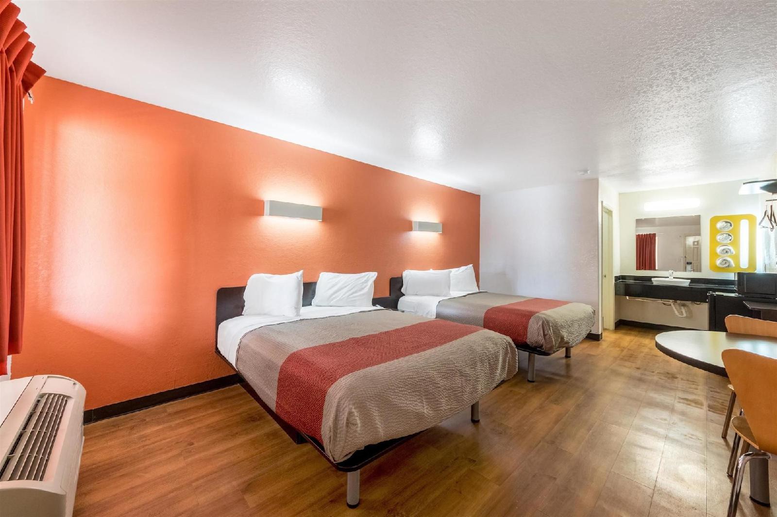 Motel 6 Seguin Tx
