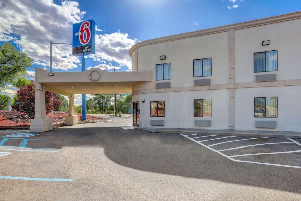 Motel 6 Espanola