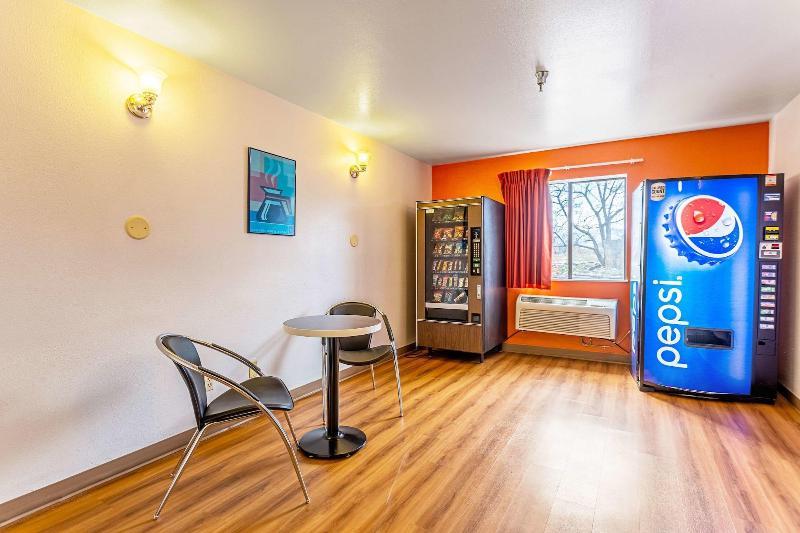 Motel 6 Espanola