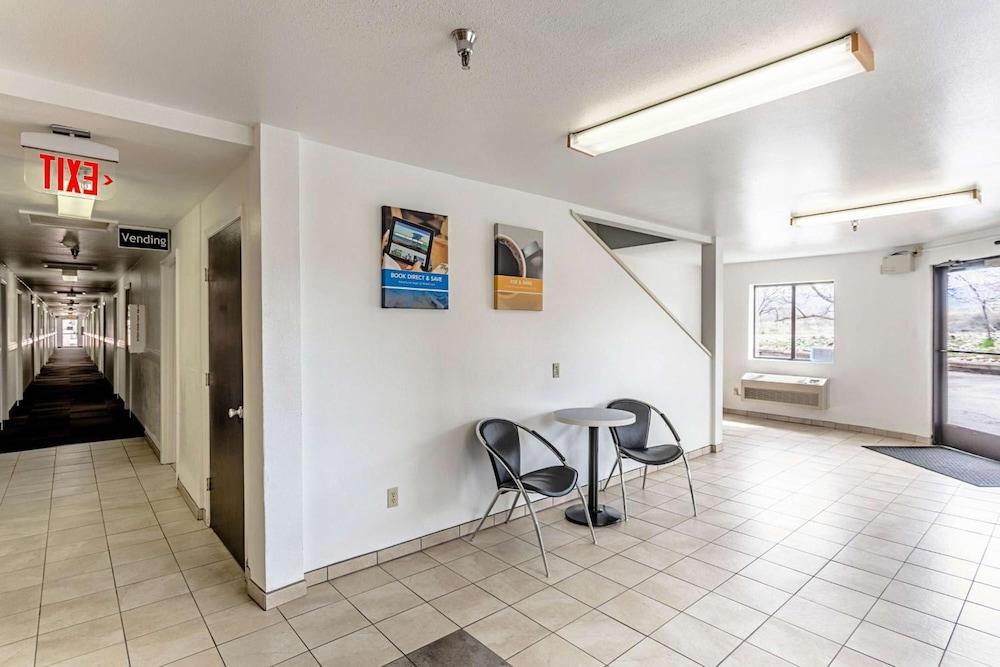 Motel 6 Espanola