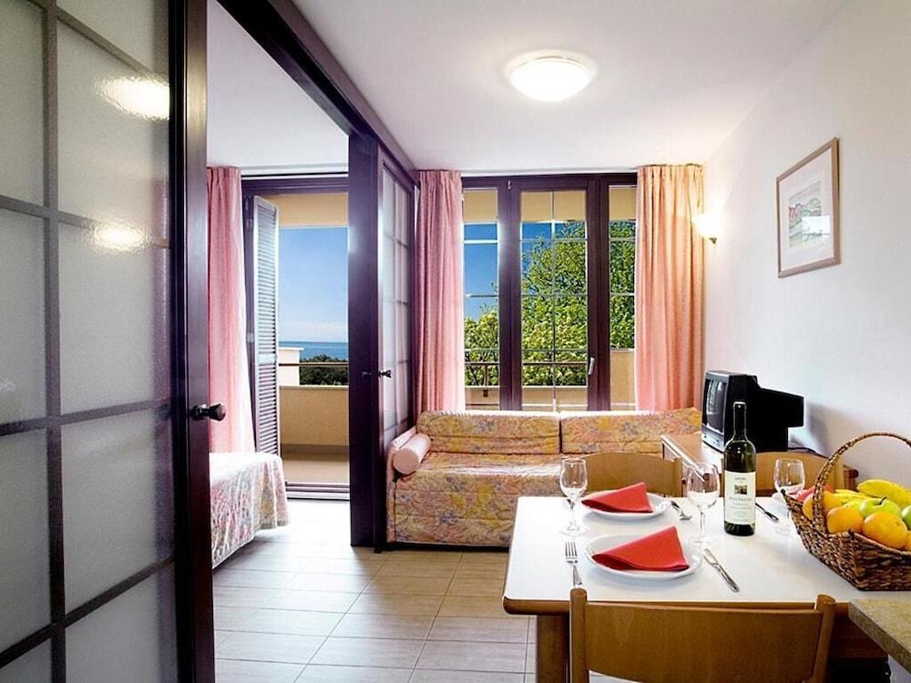 Solaris Camping Resort Apartments & Rooms