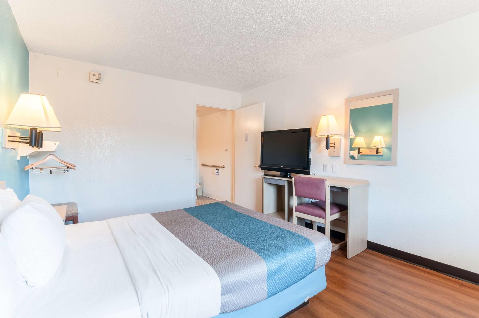 Motel 6 Detroit Northwest - Farmington Hills