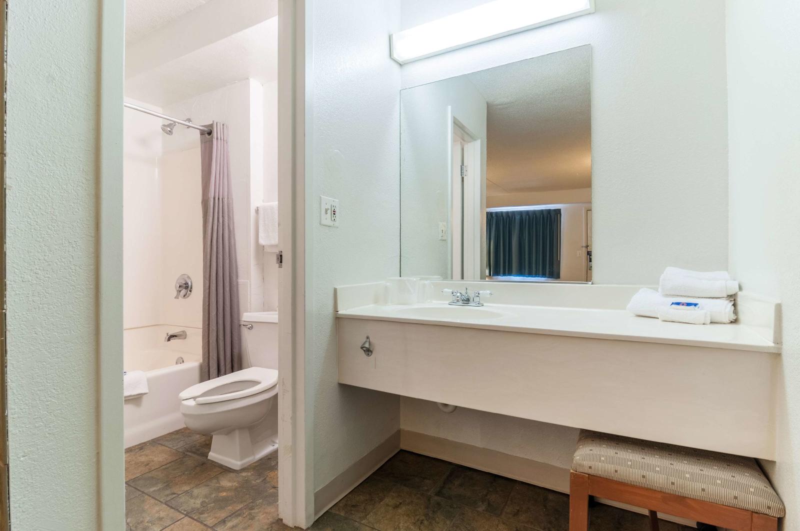 Motel 6 Detroit Northwest - Farmington Hills