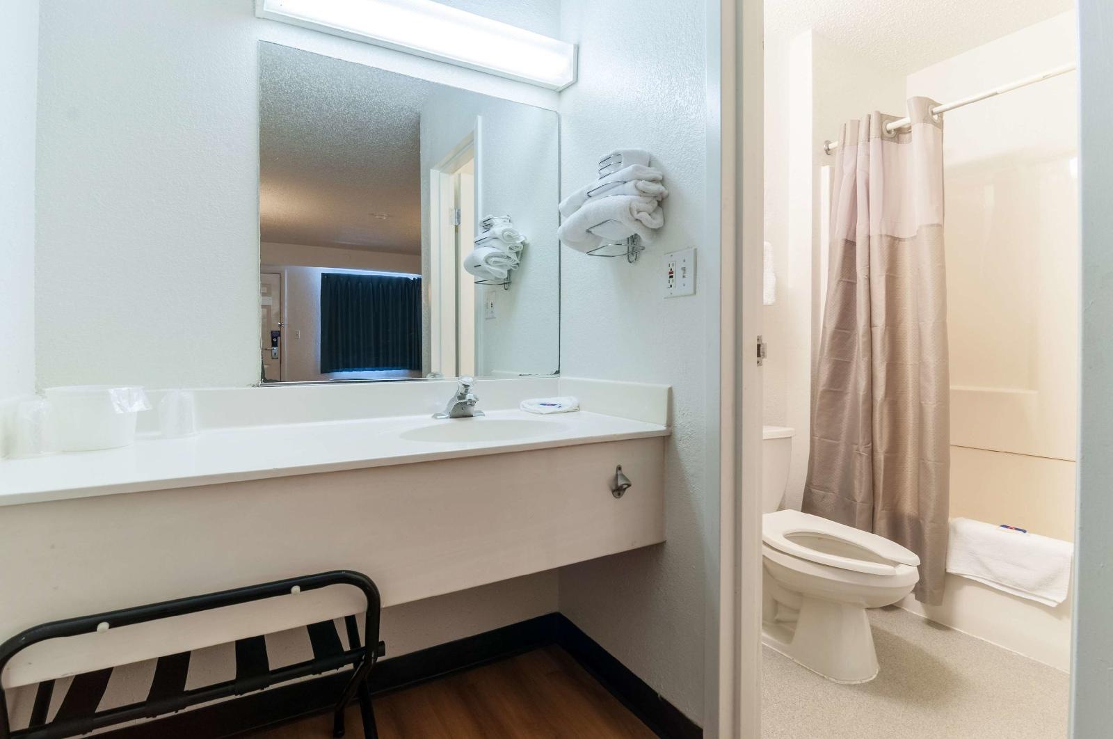 Motel 6 Detroit Northwest - Farmington Hills