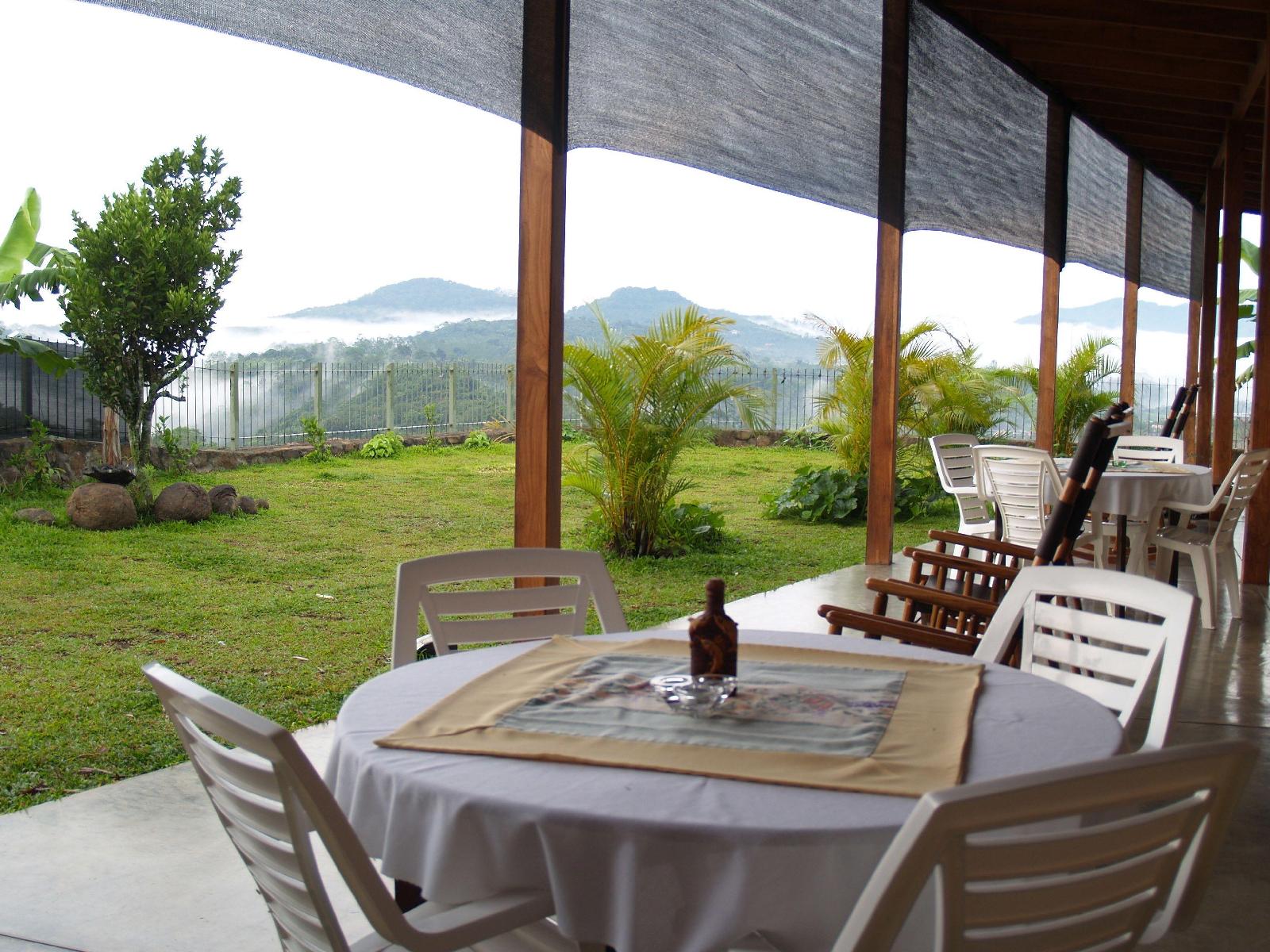 Casa Amanecer B & B
