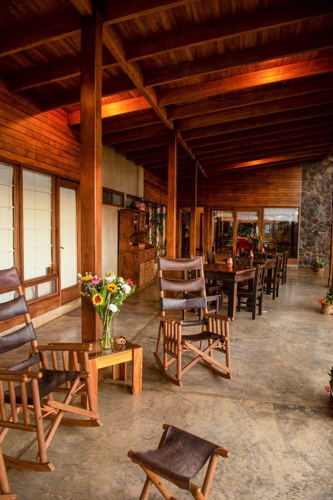 Casa Amanecer B & B
